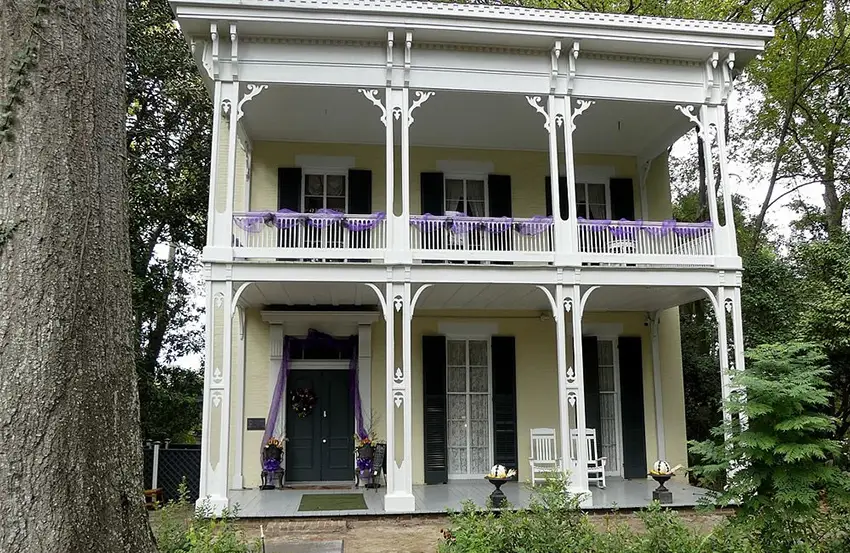 Haunted McRaven Tour Home